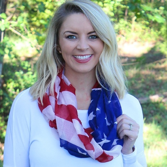3/$25 Lightweight Patriotic American US Flag Infinity Scarf - Picture 1 of 1